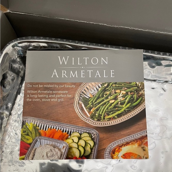 WILTON ARMETALE SILVER RECTANGLE TRAY - Picture 2 of 7